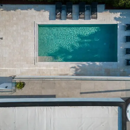 Vila Zorina Villa *